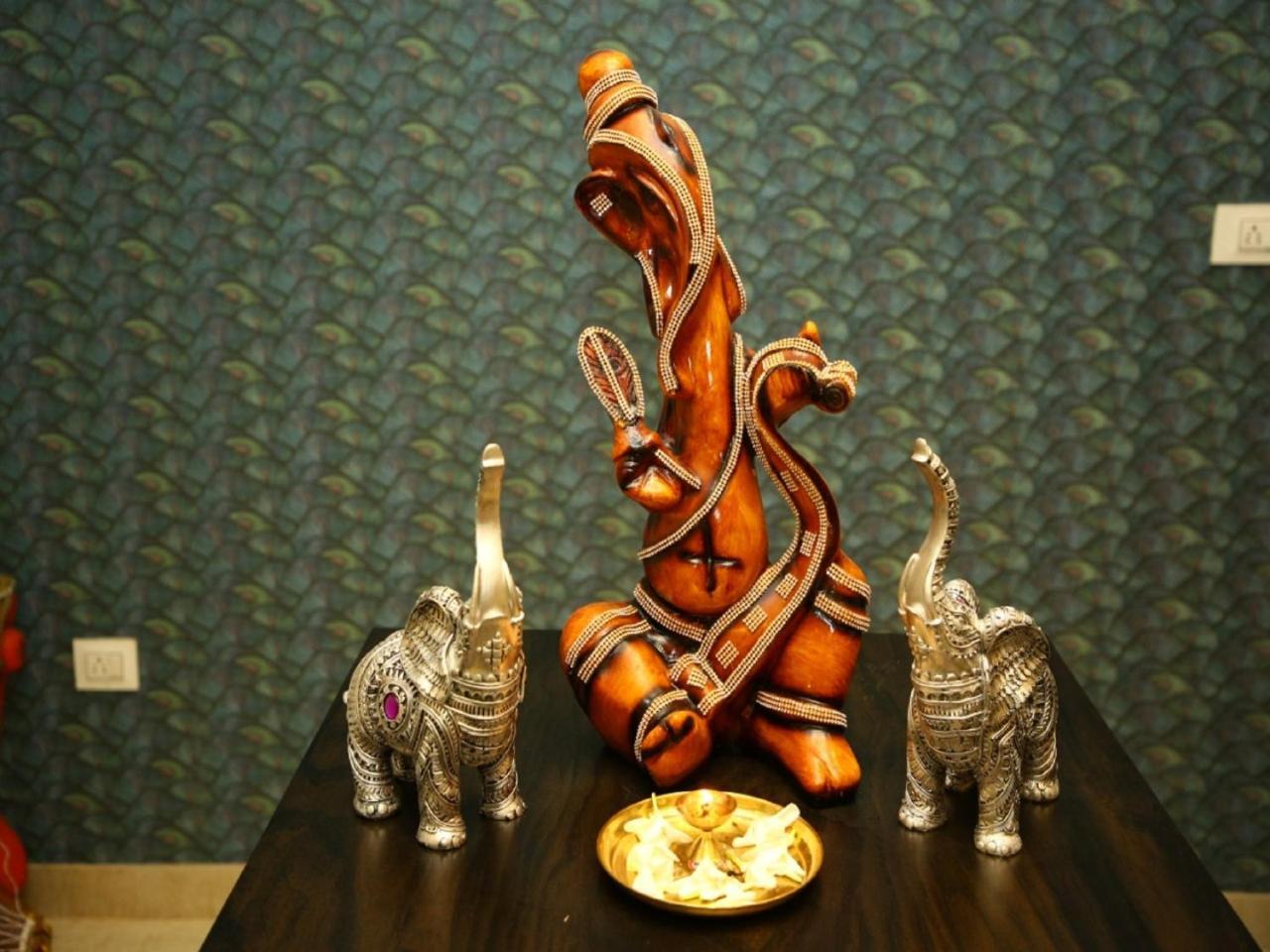 Anandam Clarks Inn Suites Vrindāvan Esterno foto